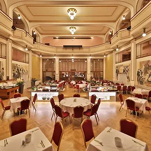 Ariston Hotel